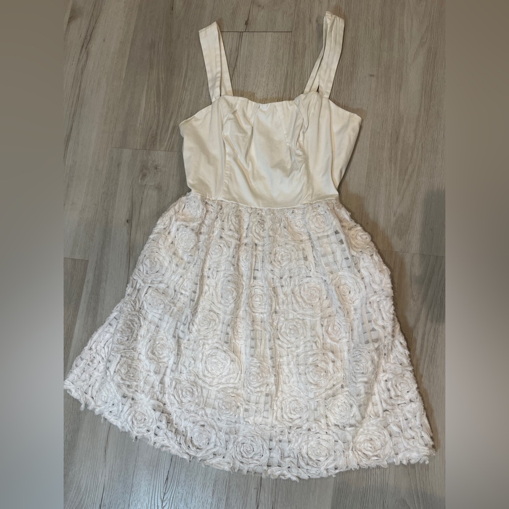 XOXO Women Dress White 9 Rosette Floral Fit Flare Bridal Shower Party
